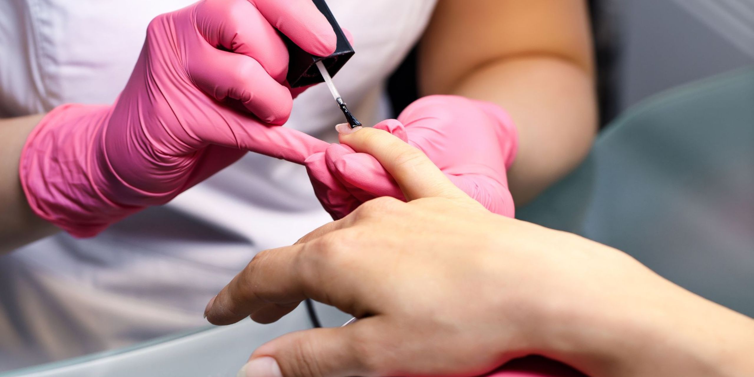 nail salon in colchester city centre